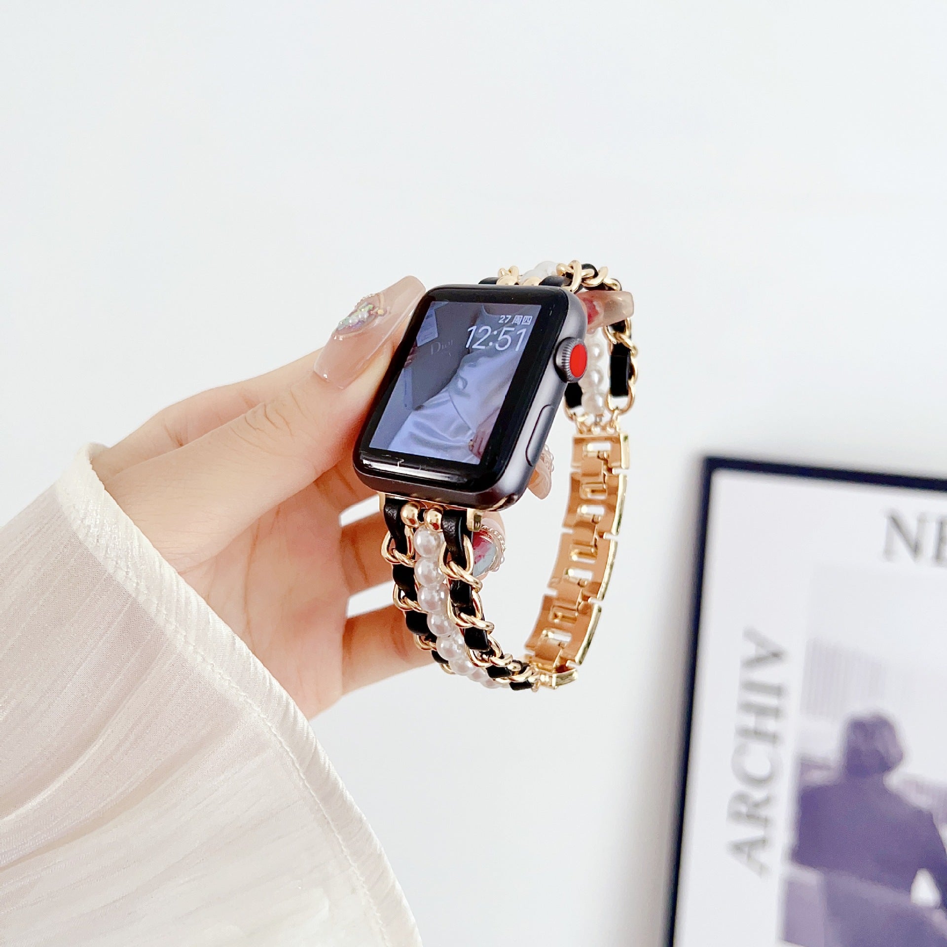 Pearl Metal Link Bracelet - Image 2