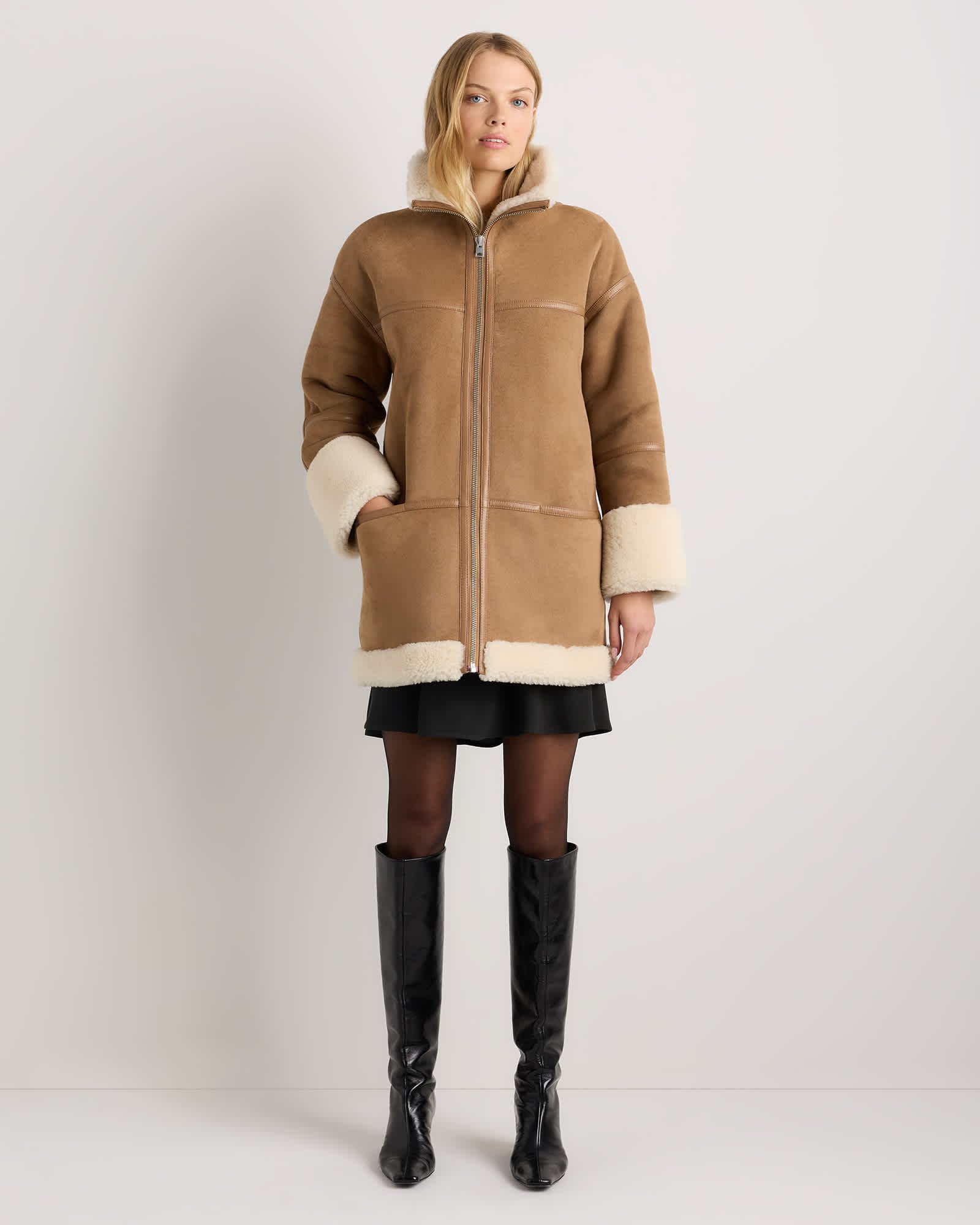 100% Shearling Long Coat in Fawn/Off White - 图片 5