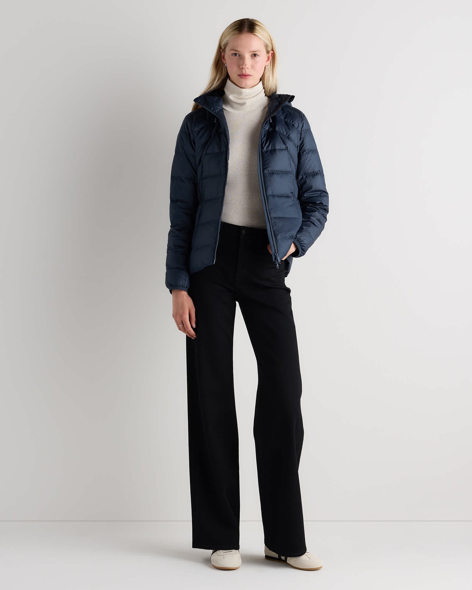 Lightweight Down Packable Puffer Hooded Jacket - 图片 2