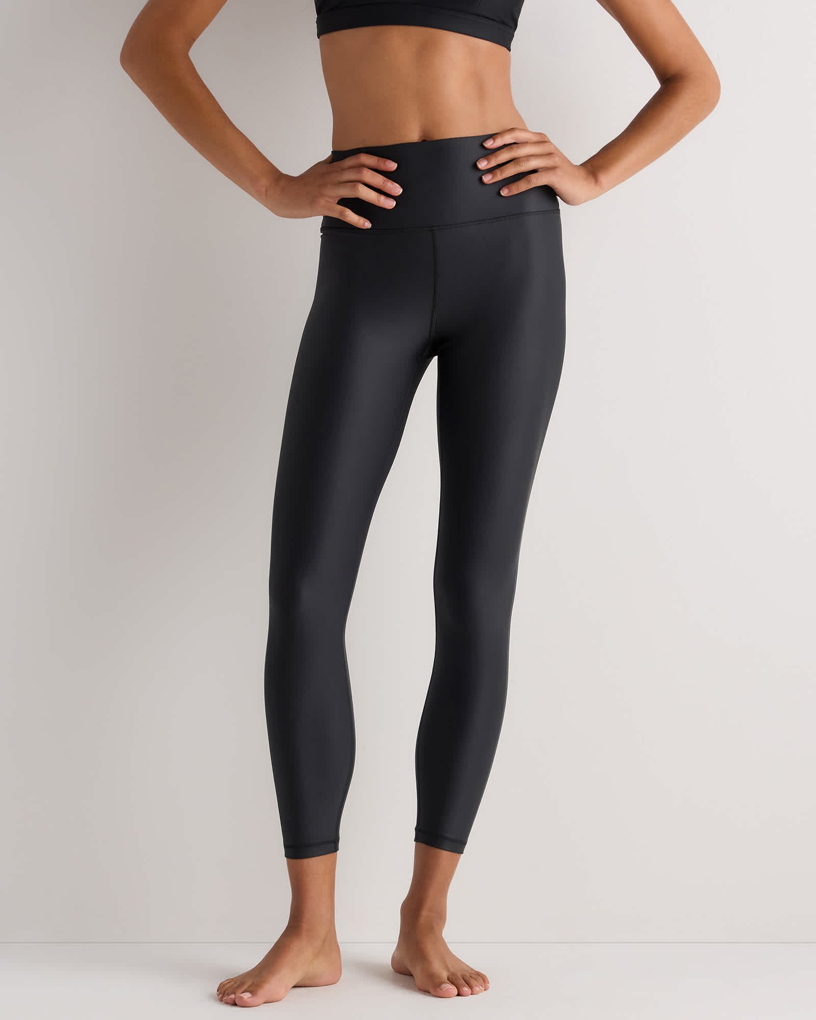 Satin-Sculpt High-Waisted Legging