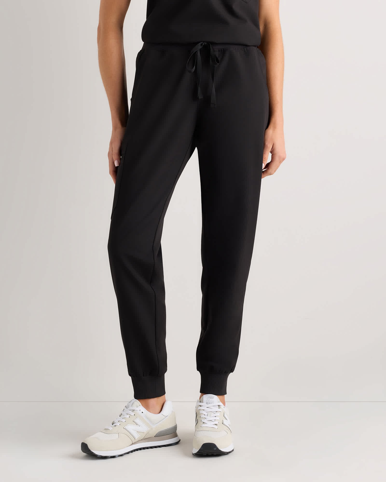 AeraFlex Scrub Joggers