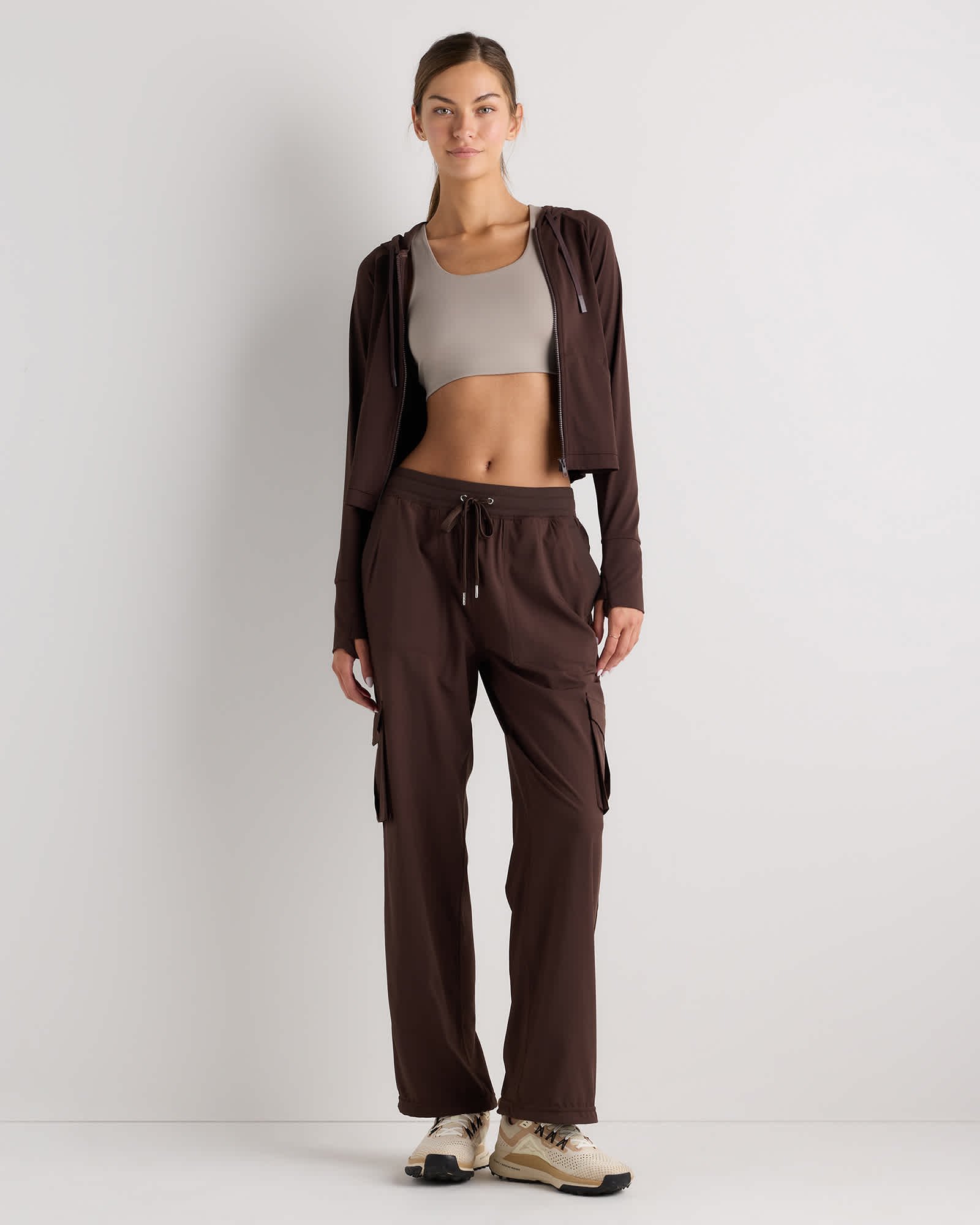 Mid-Rise Performance Tech Cargo Pants - 图片 2