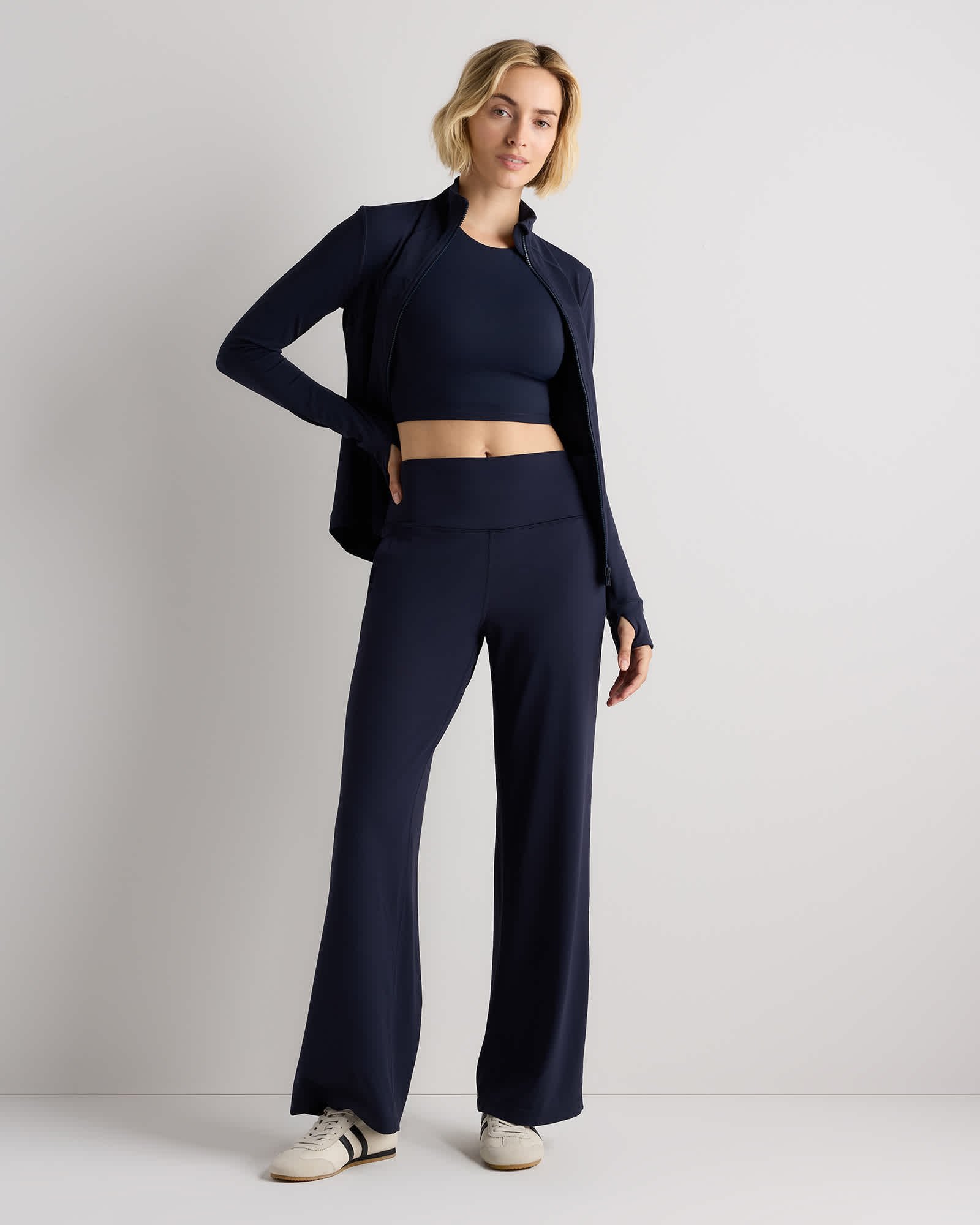 Ultra-Form High-Rise Wide Leg Pants - 图片 2