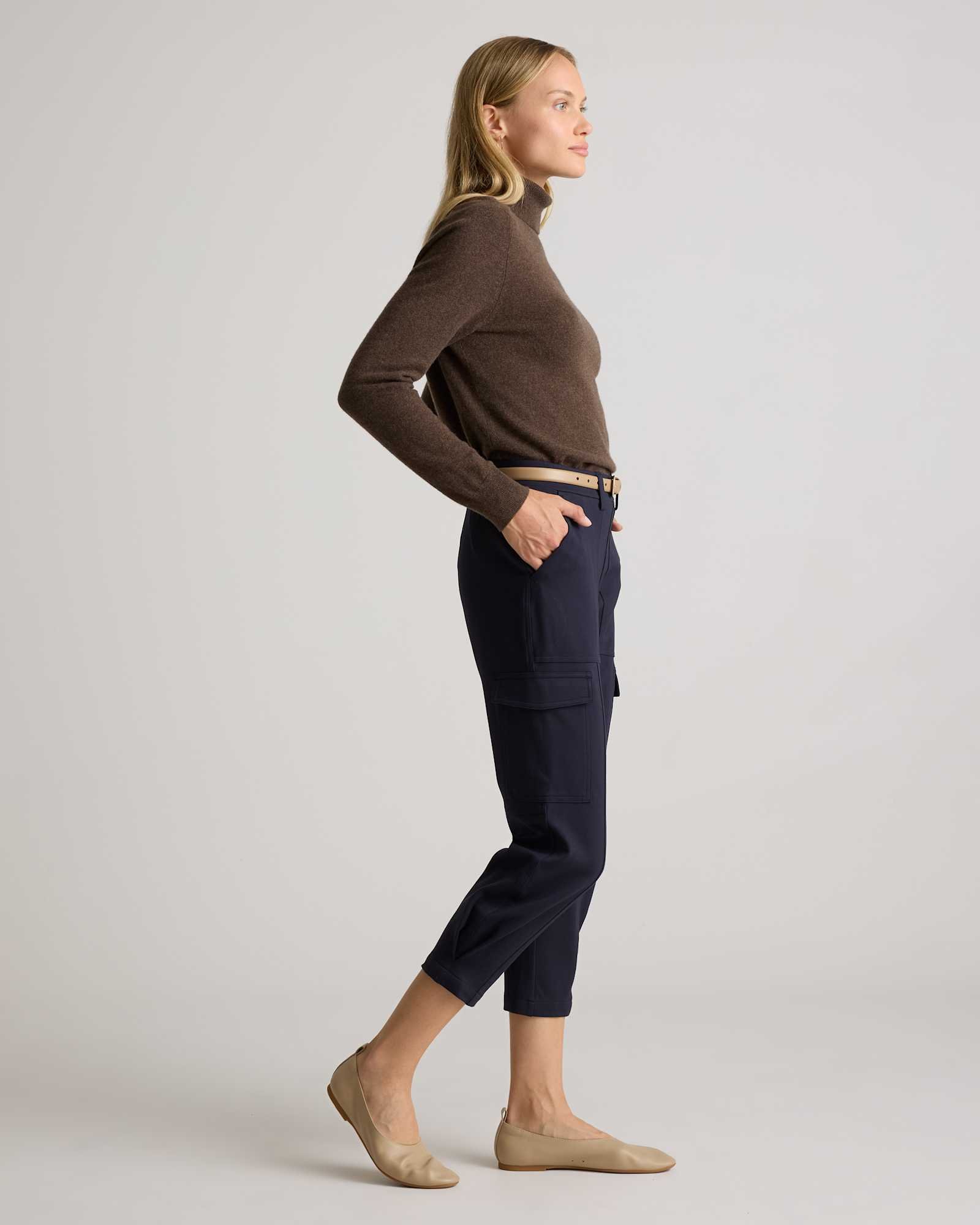 Women's Ultra Stretch Ponte Tapered Cargo Pants - 图片 4
