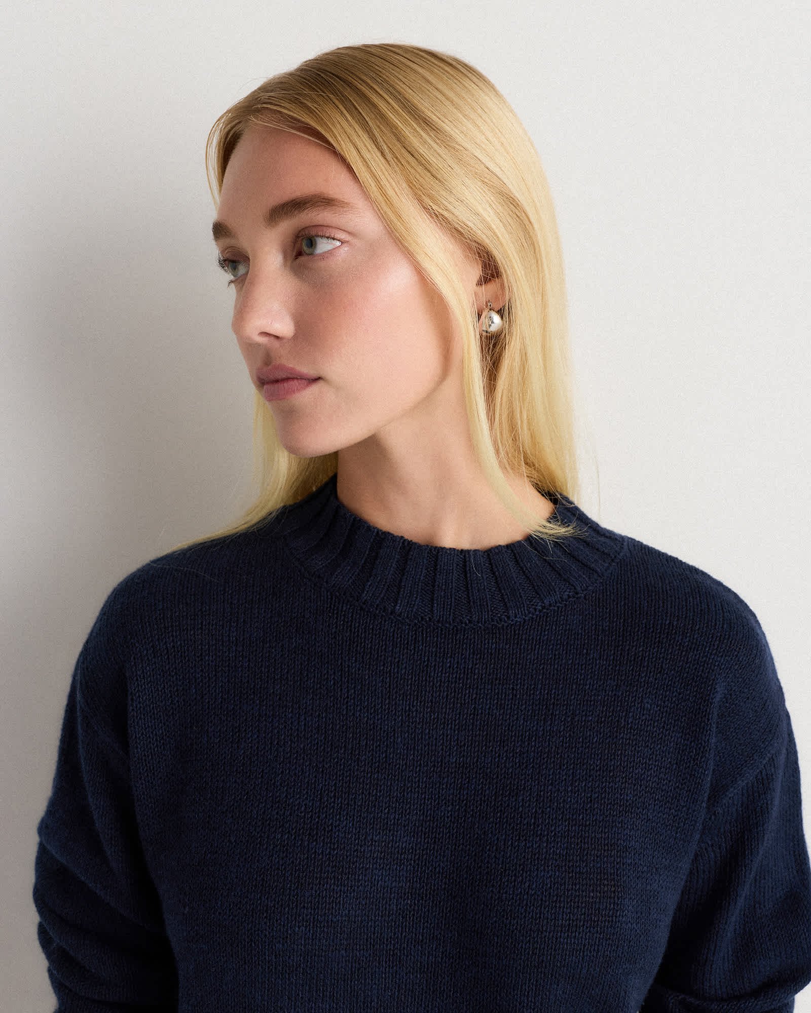 Cotton Linen Relaxed Crew Sweater - 图片 5